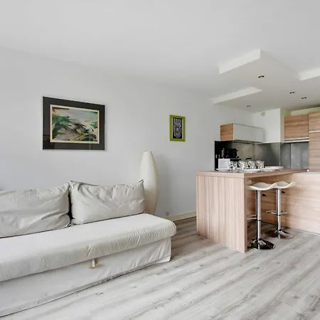 Charming - 2p - Palais Des Congres Apartment